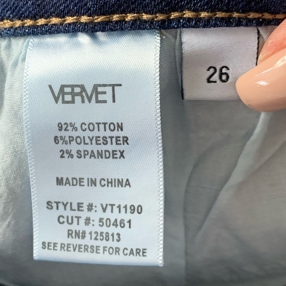 Vervet River Run Stretch Mom Jeans - Picture 11 of 16